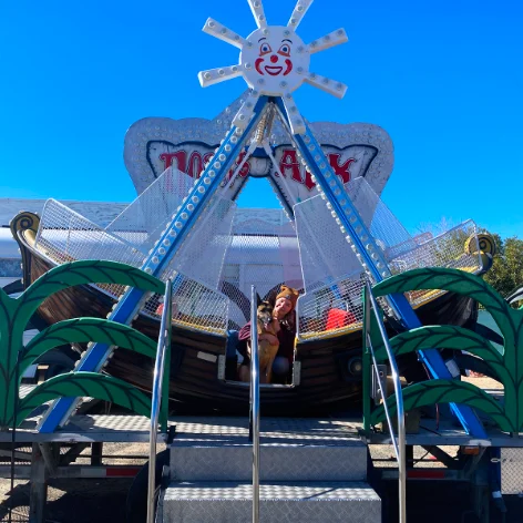 Family carnival ride